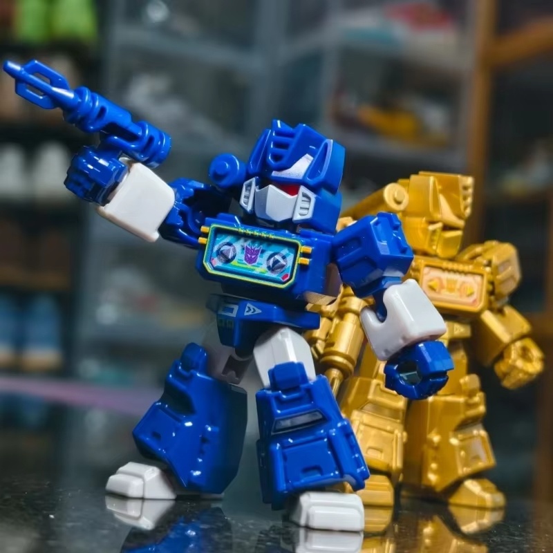 Venda quente Blokees Transform - Model Kit Optimus avaliação e preço