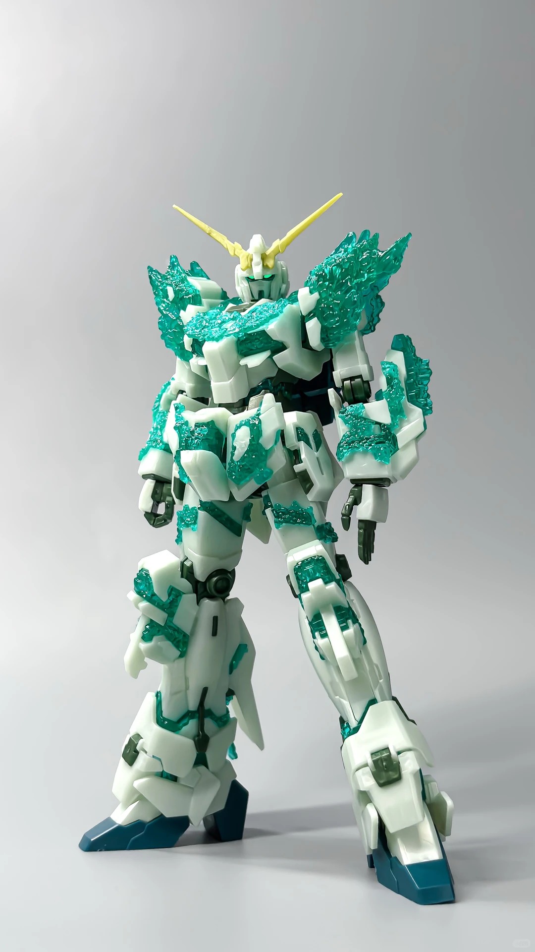 【REEDIÇÃO】STAR Model Crystal U - Model Kit Unicorn avaliação e preço